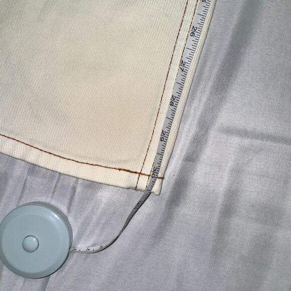 BDG Urban Outfitters Loose Straight Jeans NWT Size 24 Destroyed Ivory High Rise - Picture 15 of 16